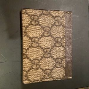 gucci gg monogram card holder